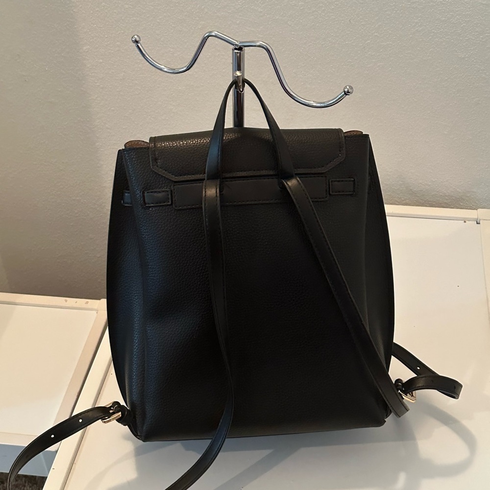 Michael Kors Emilia Belted Backpack Black Leather Medium with matching wallet - Picture 4 of 11